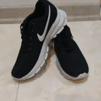 کتونی|کیف، کفش، کمربند|رشت, دیلمان|دیوار