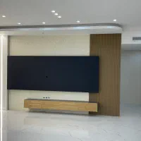 نیازمند نیرو برای نقاشی ساختمان