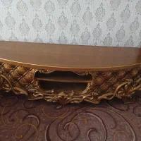 ست میززیرتلویزیون وساعت چوبی طلایی