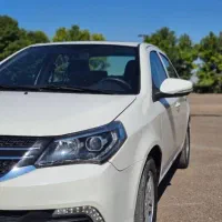 جیلی بی رنگ استثنایی عروسک