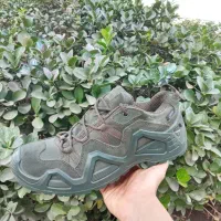 کتونی کوهنوردی و گلگشت برند Lowa اورجینال مستر