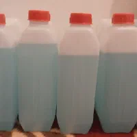 مواد شوینده شیشه پاک کن