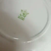 چینی قدیمی ویترینی زیبا|کلکسیون اشیاء عتیقه|اصفهان, شهرک کاوه|دیوار