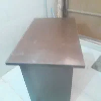 صندلی جک دارنوع  میز تحریر ترو تمیز در حدنوع|میز تحریر و کامپیوتر|ری, علایین|دیوار