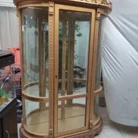 ویترین شیشه ای سلطنتی