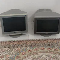 دو عدد مانیتور قدیمی