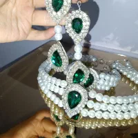 جواهر دوزی وساخت اکسسوری و بدلیجات|بدلیجات|تبریز, |دیوار