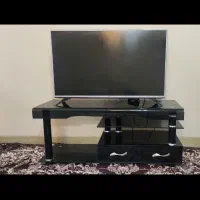 میز تلویزیون شیشه ای