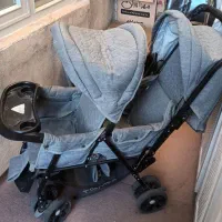 کالسکه دو قلو