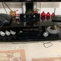 میز زیر تلویزیون