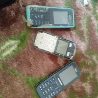 گوشی ساده قدیمی