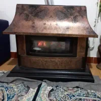 بخاری شومینه ایی تمیز و  سالم در حد