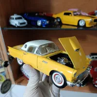 ماکت ماشین فلزی سایز یک به بیست و چهارم