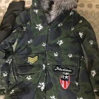 کاپشن و لباس زنانه فقط۳۰۰