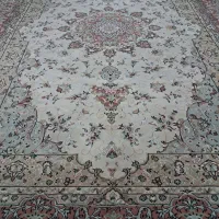 ۳حلقه فرش ۶متری یک عدد کاشان دوعدد مشهد