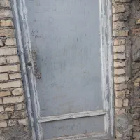 درب آهنی حیاط