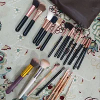 لوازم آرایش سالن|آرایشی، بهداشتی، درمانی|بروجرد, |دیوار