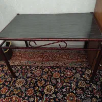 میز آهنی