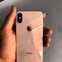ایفون xs