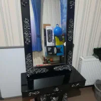 میز و آیینه|مبلمان خانگی و میز عسلی|پرند, فاز ۶|دیوار