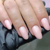 کاشت ناخن رایگان|خدمات آرایشگری و زیبایی|بم, |دیوار