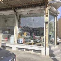 مغازه تجاری در خ صاحب