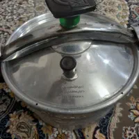 قابلمه زودپز ۱۰لیتری