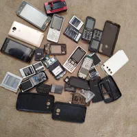 دی وی امپلی دار وتعدادی  گوشی سالم و اوراق|صوتی و تصویری|شیراز, سعدیه شمالی|دیوار