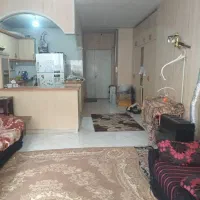 آپارتمان طبقه دوم
