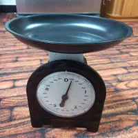 ترازوی عقربه ای مشکی
