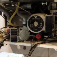 نصب و سرویس پکیج و آبگرمکن و تصفیه آب ولوله کشی