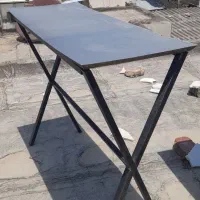 میز کار پایه فلزی