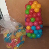 لگو و توپ استخر