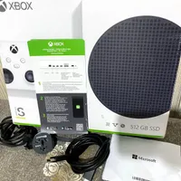 Xbox series s|کنسول، بازی ویدئویی و آنلاین|تهران, یافت‌آباد|دیوار