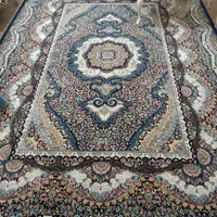 یک جفت فرش ۹متری تمام نخ ۷۰۰شانه مناسب جهیزیه