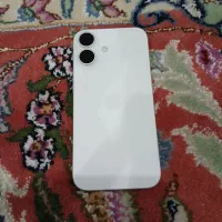 آیفون ۱۶ نرمال