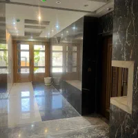فروش آپارتمان حیاط دار