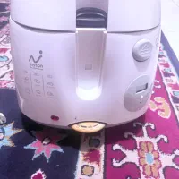 سرخ کن نونو mayson