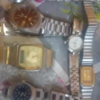 تعدادی ساعت عطیقه