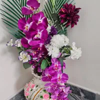 گل مصنوعی بزرگ و نو