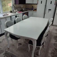 میز ناهار خوری سفید