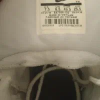 یک جفت کفش والیبال مارک نایک|کیف، کفش، کمربند|بهشهر, |دیوار