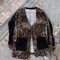 تعدادی لباس زمستانه در حد نو