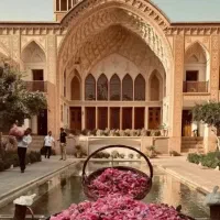 تور یک روزه کاشان ابیانه قمصر