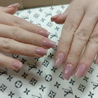 خدمات کاشت ناخن|خدمات آرایشگری و زیبایی|سقز, |دیوار