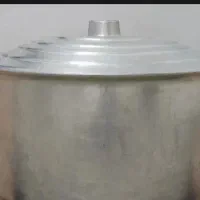 دو عدد قابلمه بزرگ