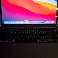 مک بوک m1