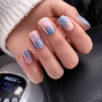 ناخن‌های شیک و حرفه‌ای با تخفیف ویژه