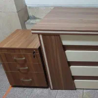 میز تحریر اداری