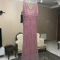 پیراهن و شلوار زنانه